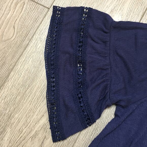 Old Navy Bell-Sleeve Swing Top Navy Small ( 6-7) Tie Top - Picture 2 of 6